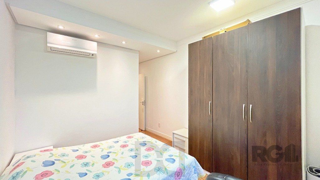Ótima Casa a venda no bairro Espírito Santo com 3 suítes mobiliada — foto 41
