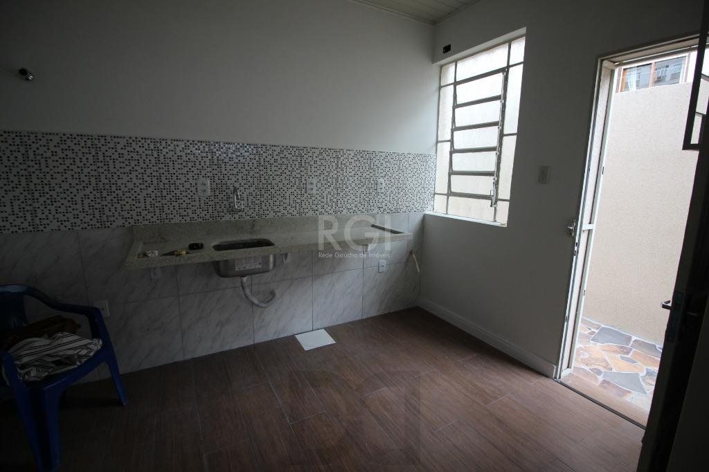 Casa com 3 Dormitórios Para comprar 250 m² - Petrópolis - Porto Alegre/R — foto 20