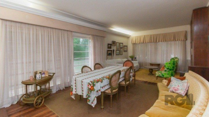 Casa, 1873 M² para Comprar com 4 Dormitórios e 6 Vagas Estacionamento — foto 11