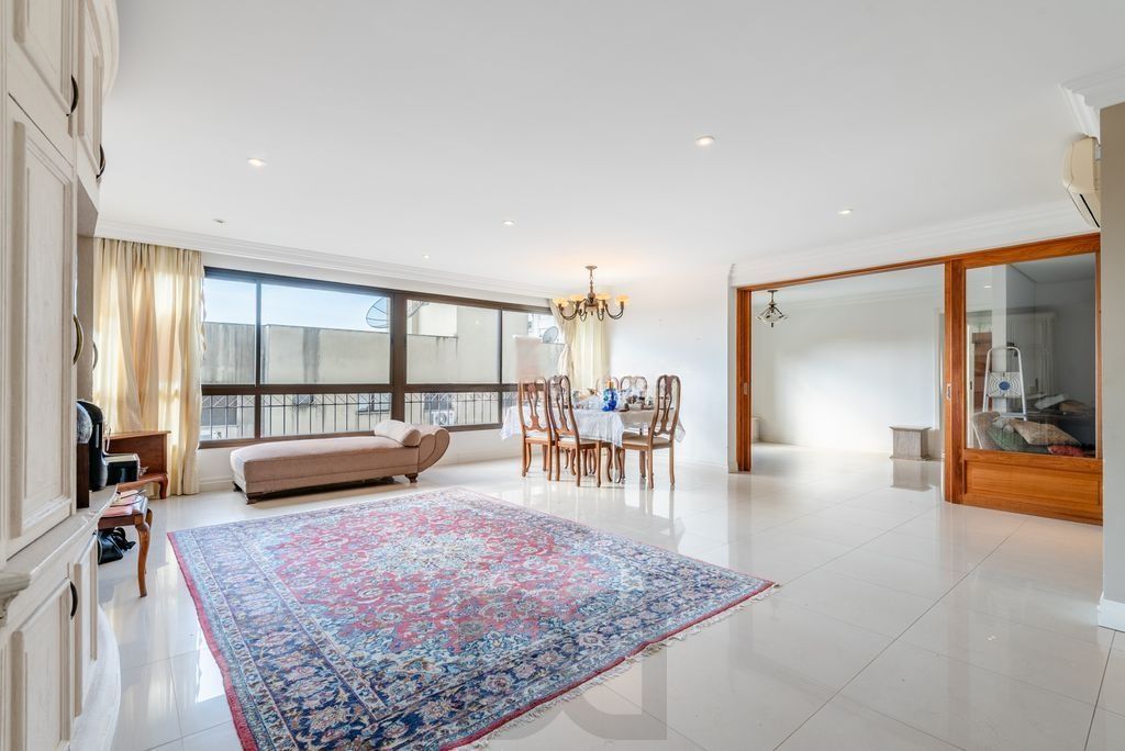 Apartamento espaçoso e confortável no bairro Mont Serrat — foto 1