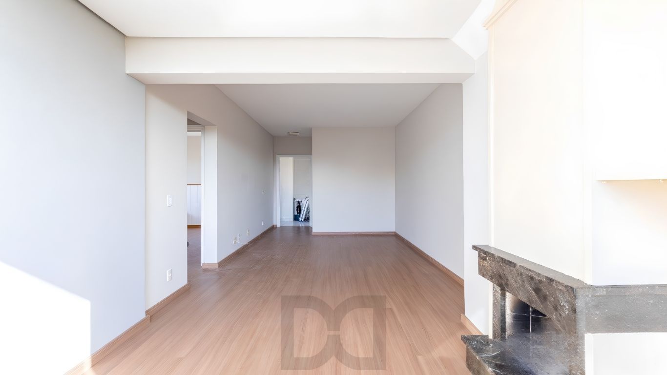 Apartamento 2 dormitórios, 1 suíte, com lareira e living para 2 ambientes — foto 21