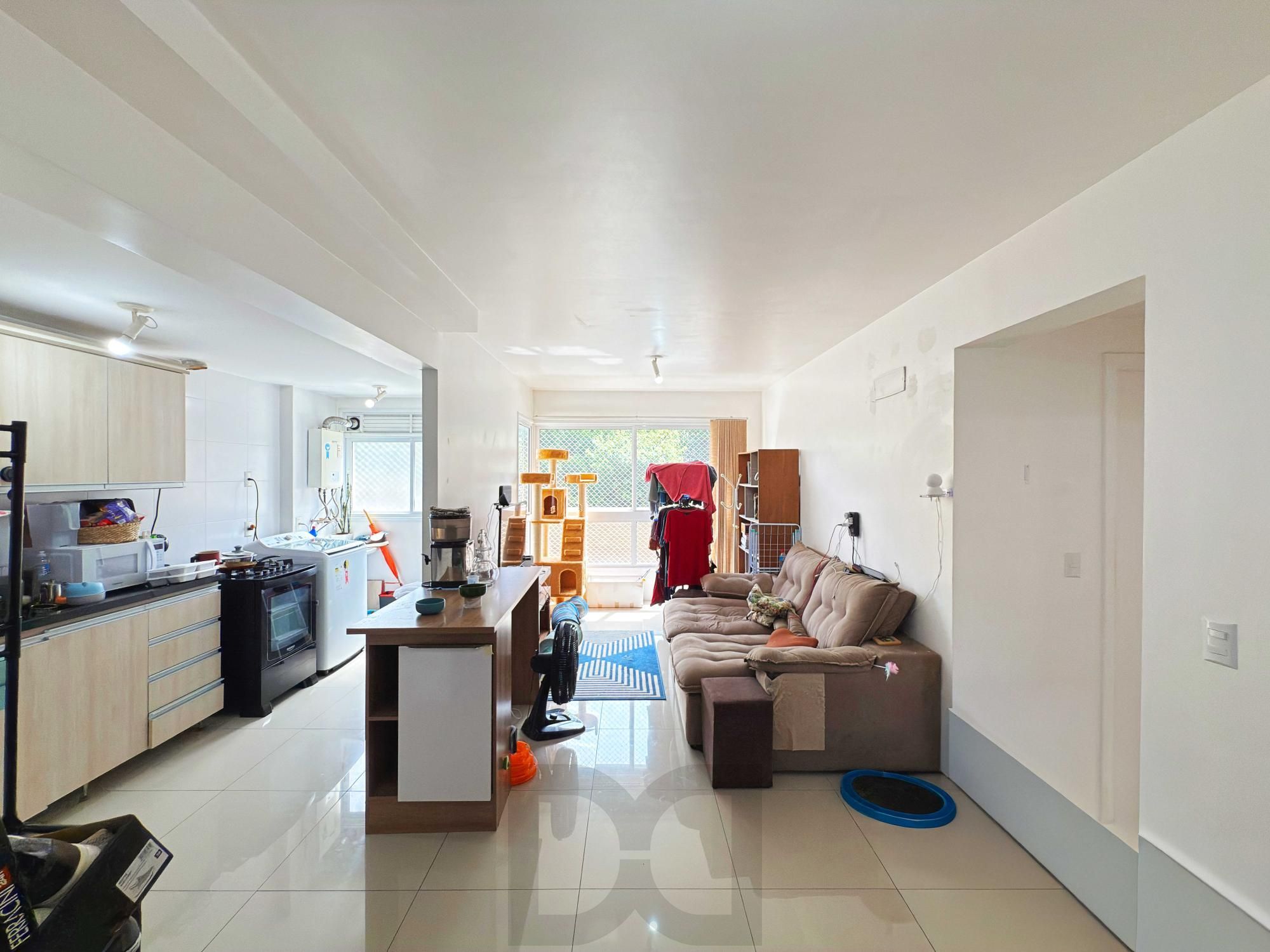 Lindo apartamento de 2 dormitórios e uma vaga de garagem — foto 3