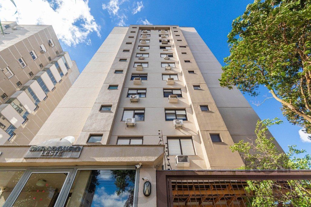 Apto 3 dormitórios, transformado em 2 com suíte e closet enorme, 2 vagas de garagem no jardim botânico — foto 39
