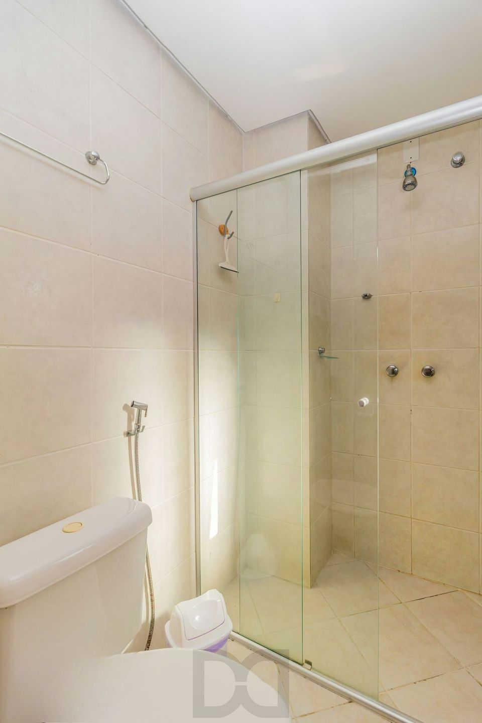Apartamento de 2 dormitórios no bairro Petrópolis — foto 11