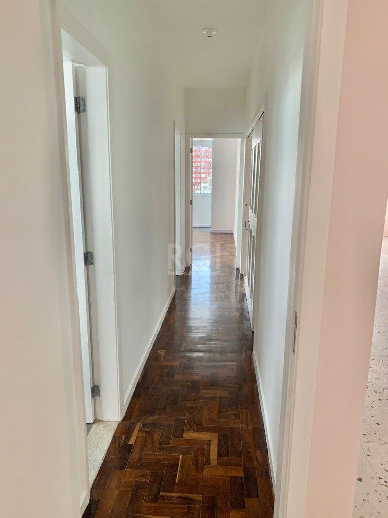 Apartamento Para Comprar no Centro Histórico com 3 dormitórios por: R$700.000,00. — foto 22