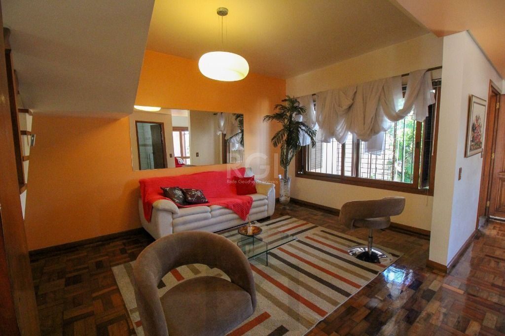 Casa Com 4 dormitórios para Comprar , 350 m²- Chácara das Pedras - Porto Alegre — foto 4