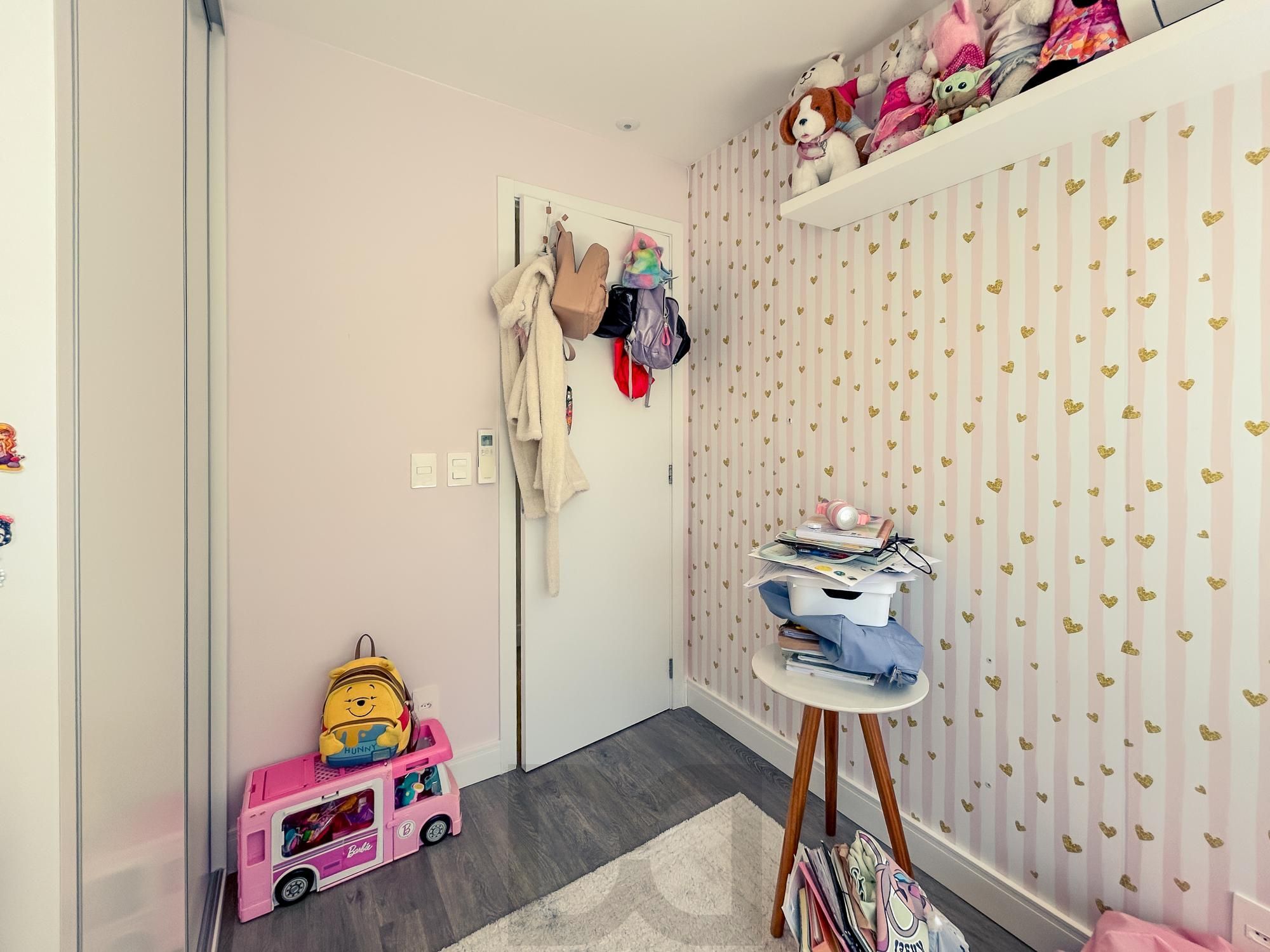 Excelente casa a venda no Condomínio Euroville com 3 dormitórios semimobiliada. — foto 19
