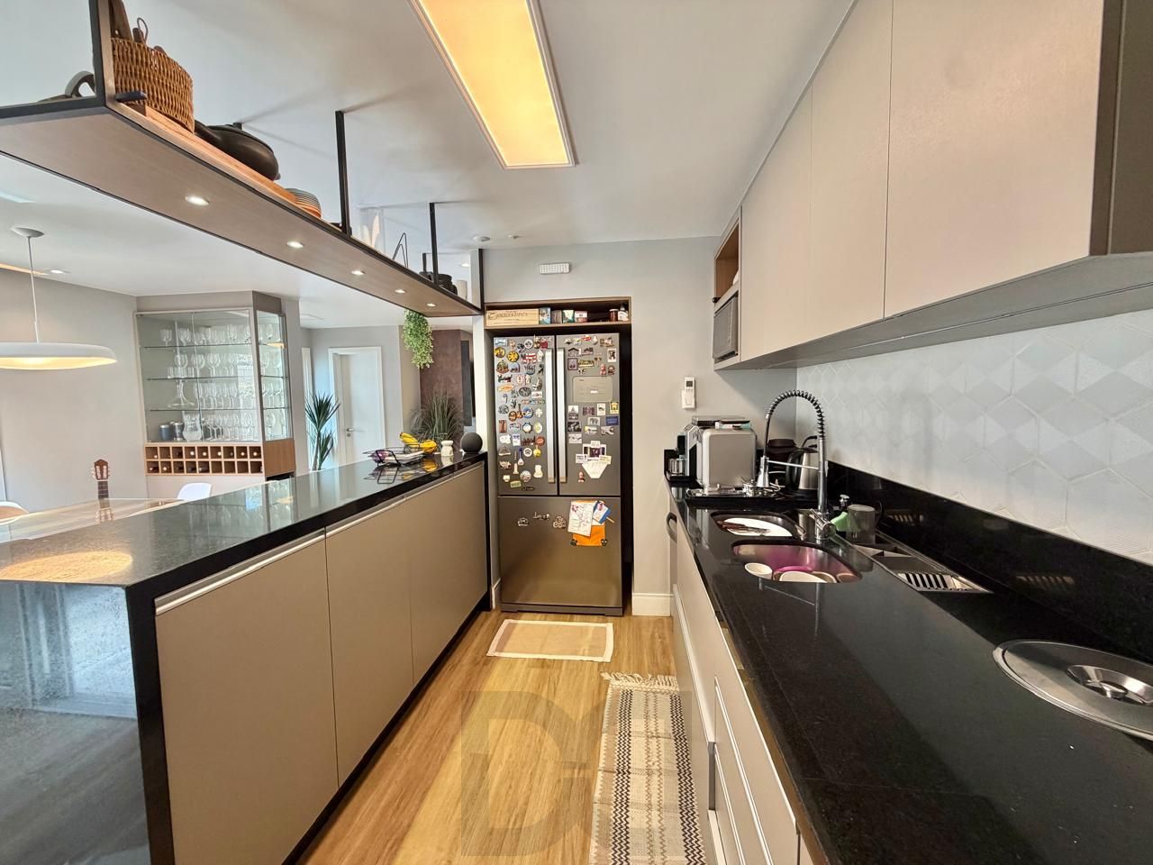 Excelente casa a venda no Condomínio Euroville com 3 dormitórios, semimobiliada por: R$1.350.000,00. — foto 13