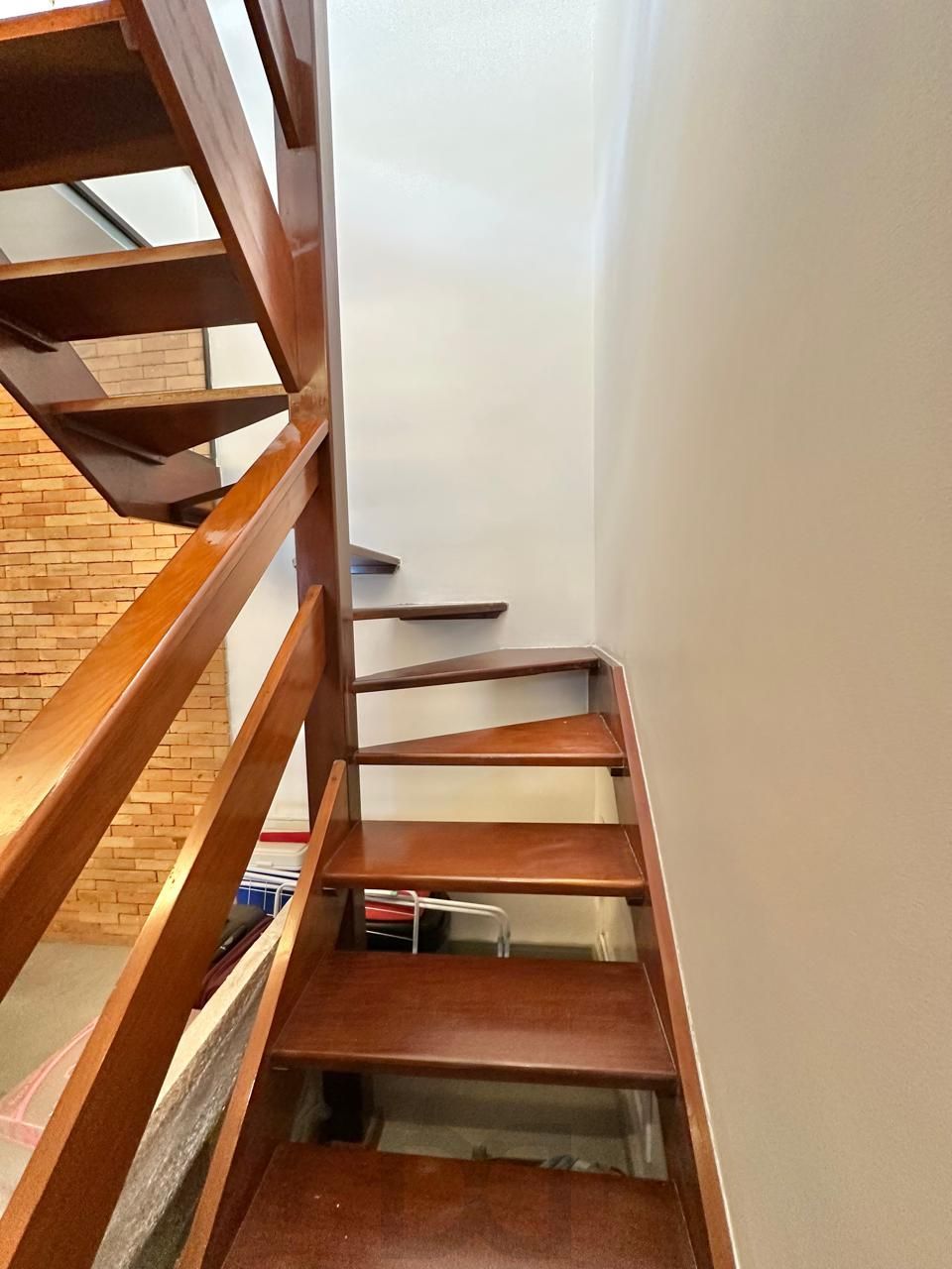escada para segundo andar