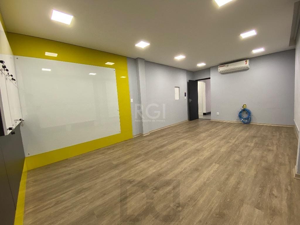 Excelente Casa Comercial Reformada Para comprar - Partenon - Porto Alegre/RS — foto 8