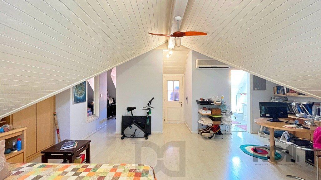 Casa em Condomínio para comprar no bairro Tristeza com 3 dormitórios — foto 36