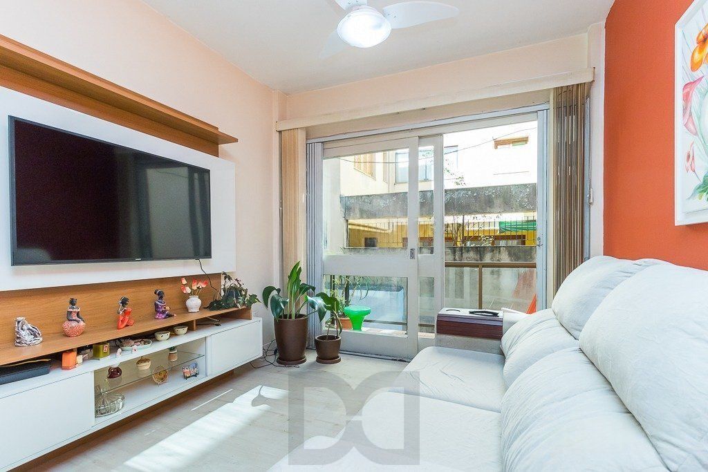 apartamento com 82 m² de área privativa e vaga no bairro Petrópolis — foto 1
