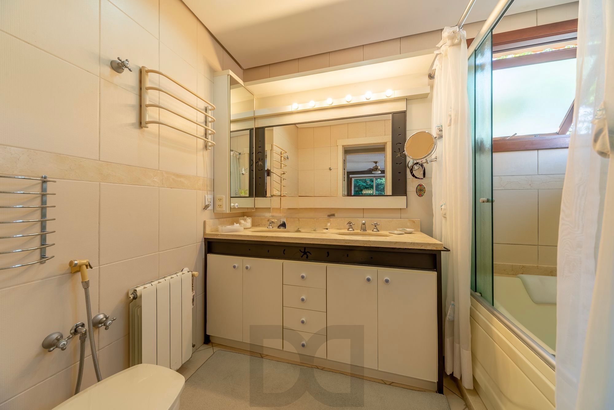 Excelente casa a venda em condomínio com 4 dormitórios no bairro Tristeza. — foto 14