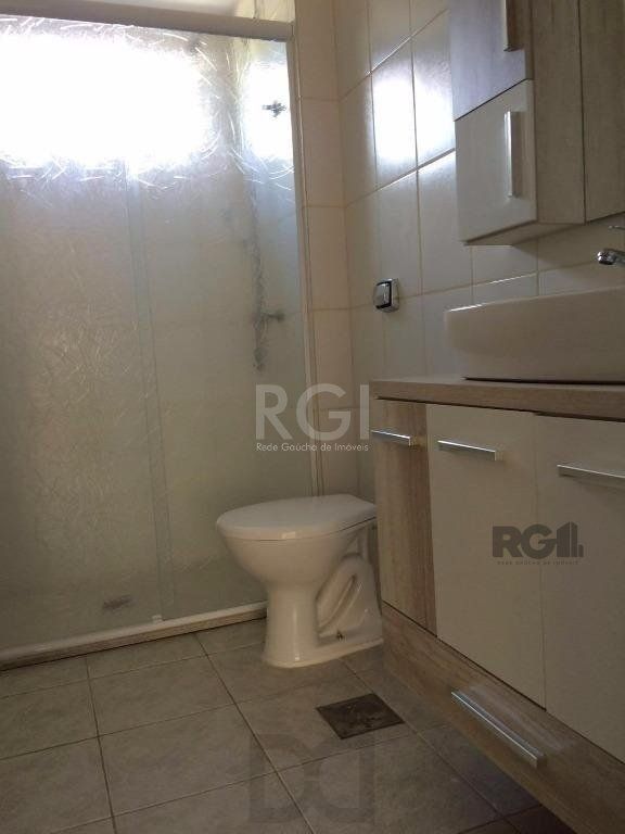 Vende prédio com 3 apartamentos, 9 dormitórios, 3 suíte, 3 salas amplas com churrasqueira, box 8 vaga coberta, 479 m² por R$ 2.150.000,00- São João - Porto Alegre/RS — foto 63