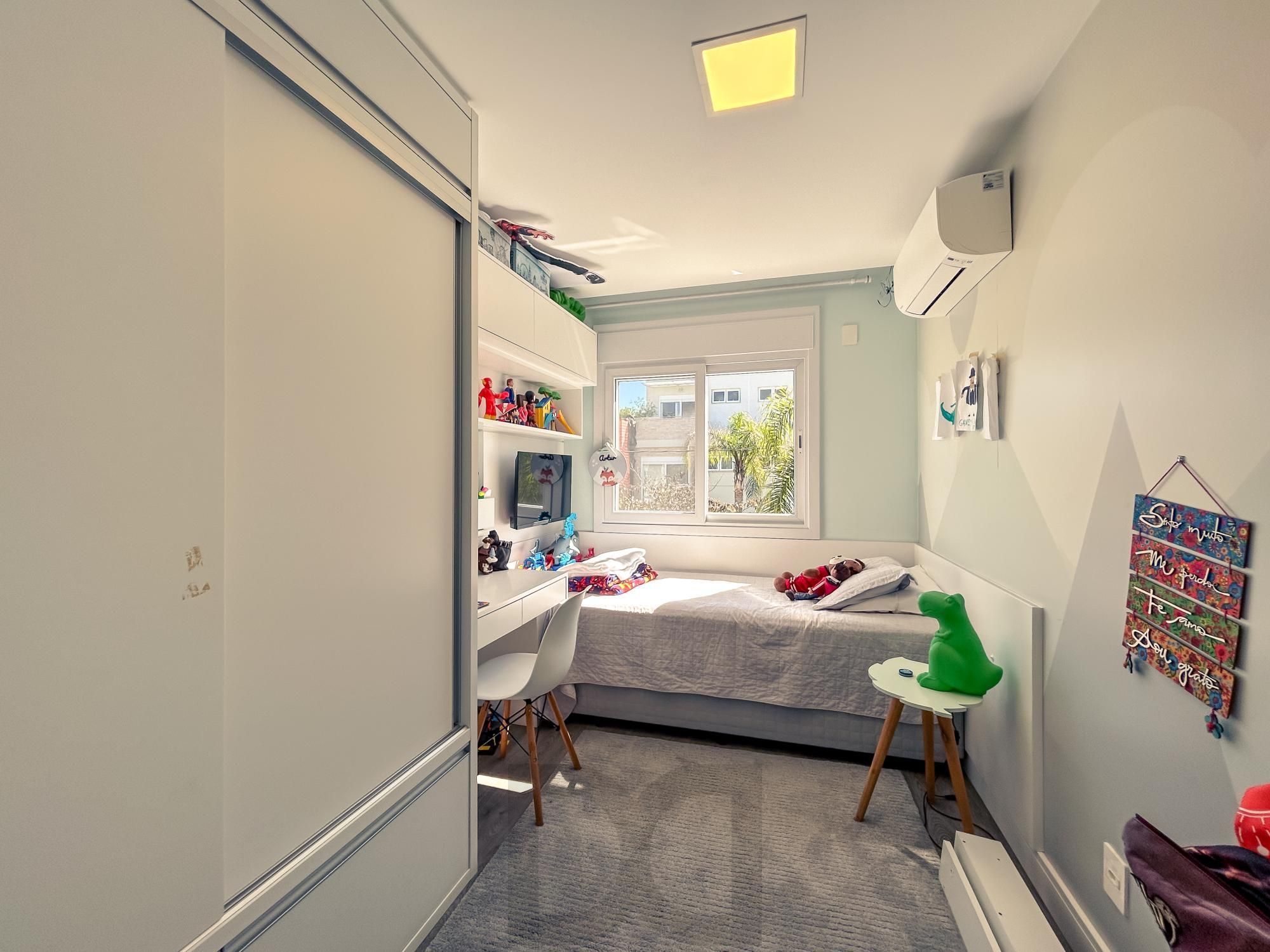 Excelente casa a venda no Condomínio Euroville com 3 dormitórios semimobiliada. — foto 17