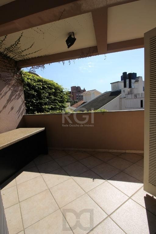 Casa para comprar com 4 dormitórios, 330m² - Chácara das Pedras - Porto Alegre — foto 16