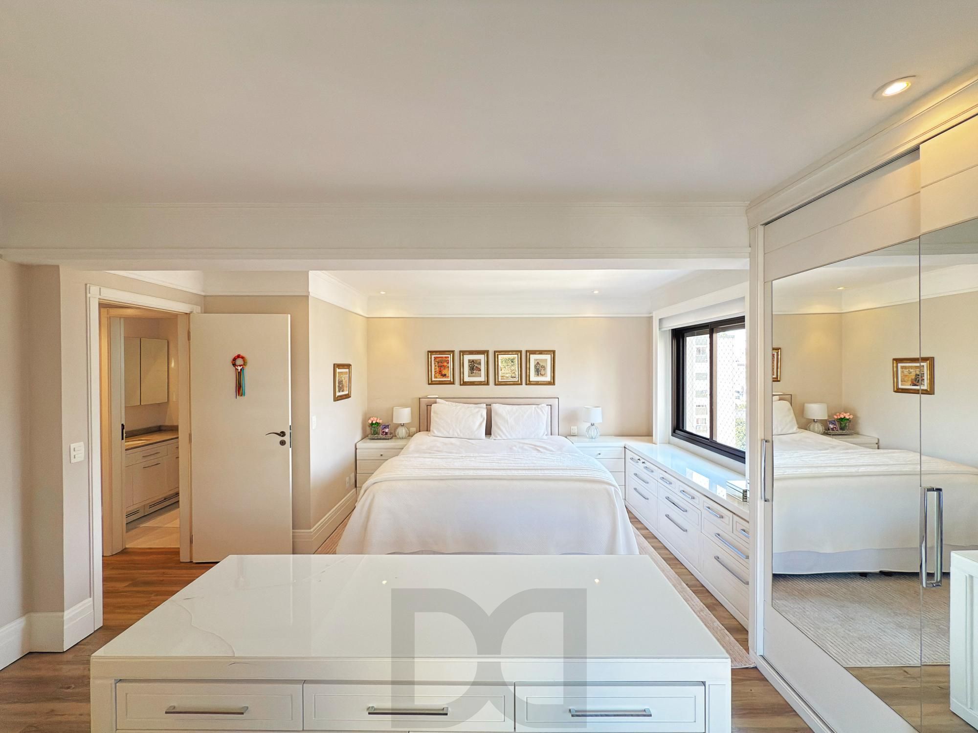 Apartamento semimobiliado 142m² no Mont'Serrat — suíte com closet e 2 vagas — foto 31