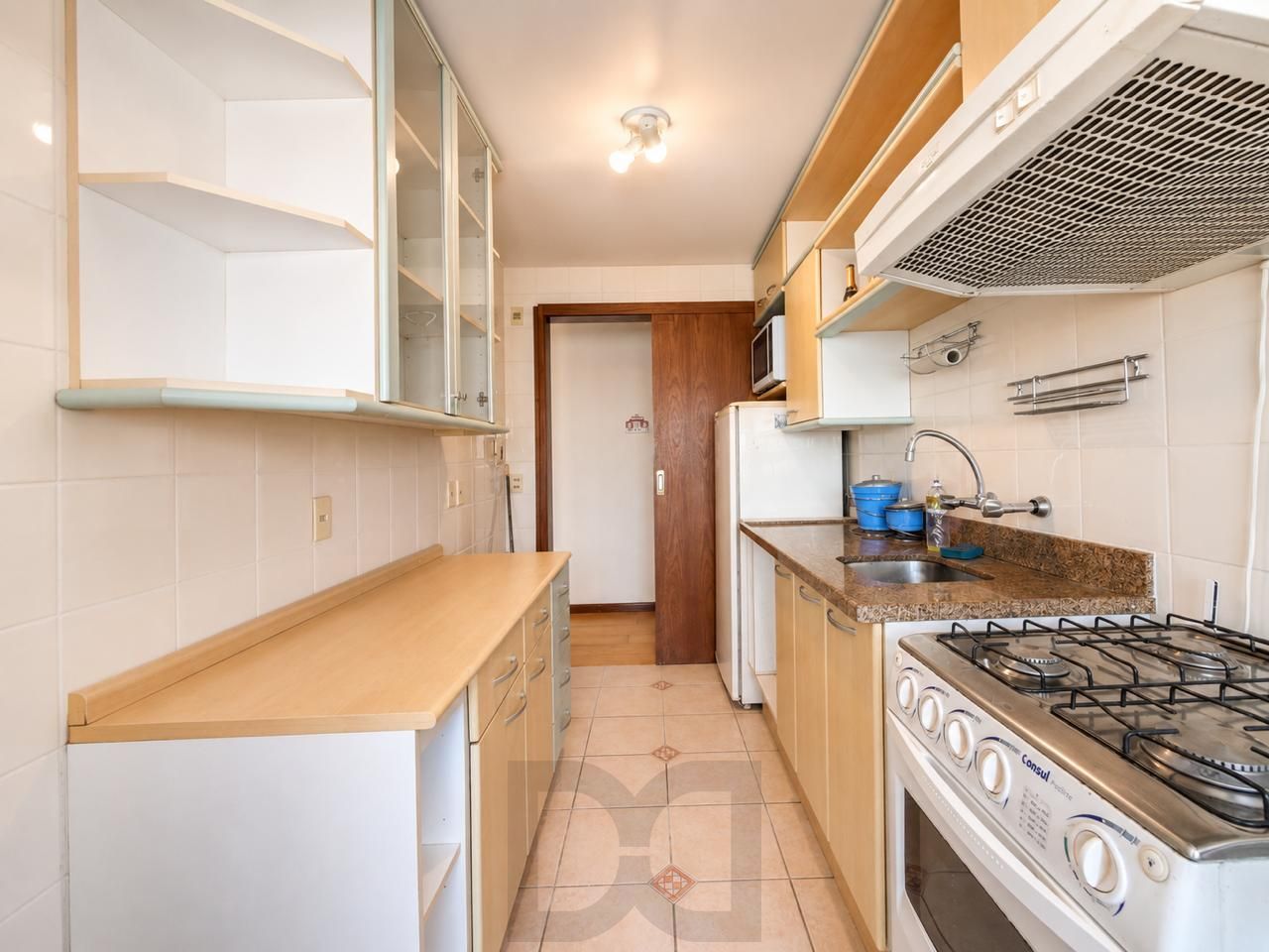 Excelente Apartamento para Comprar 2 dormitórios na Rua da República — foto 11