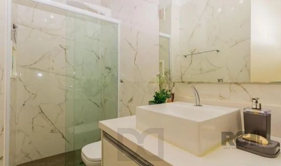 Casa com 7 Quartos e 6 vagas à Venda, 470 m² no Bairro Petrópolis — foto 25