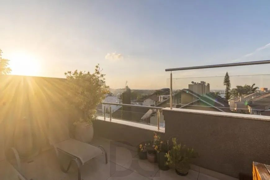 Casa em condomínio Alto Padrão 357m2 — foto 16