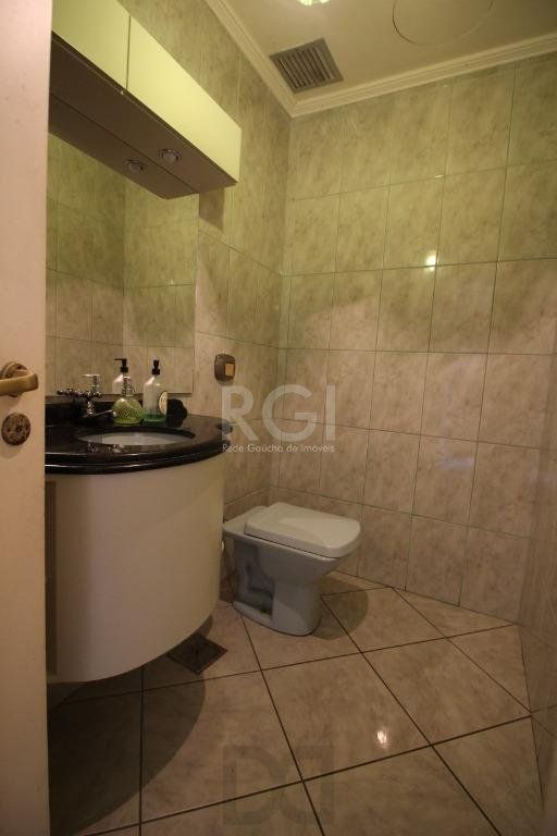 Casa para comprar com 4 dormitórios, 330m² - Chácara das Pedras - Porto Alegre — foto 11
