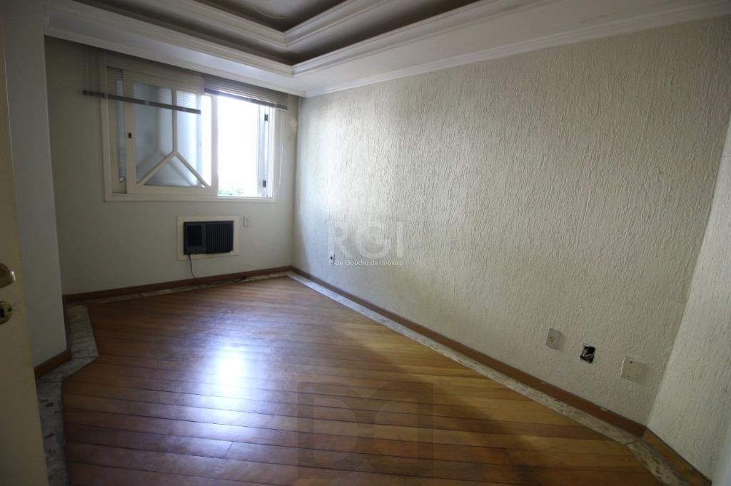 Casa para comprar com 4 dormitórios, 330m² - Chácara das Pedras - Porto Alegre — foto 10