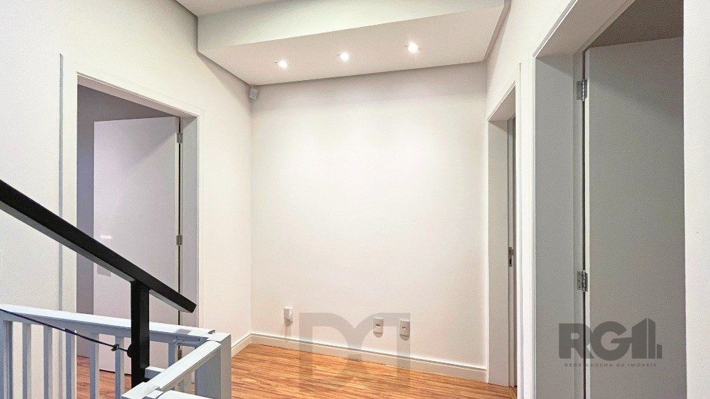 Ótima Casa a venda no bairro Espírito Santo com 3 suítes mobiliada — foto 28