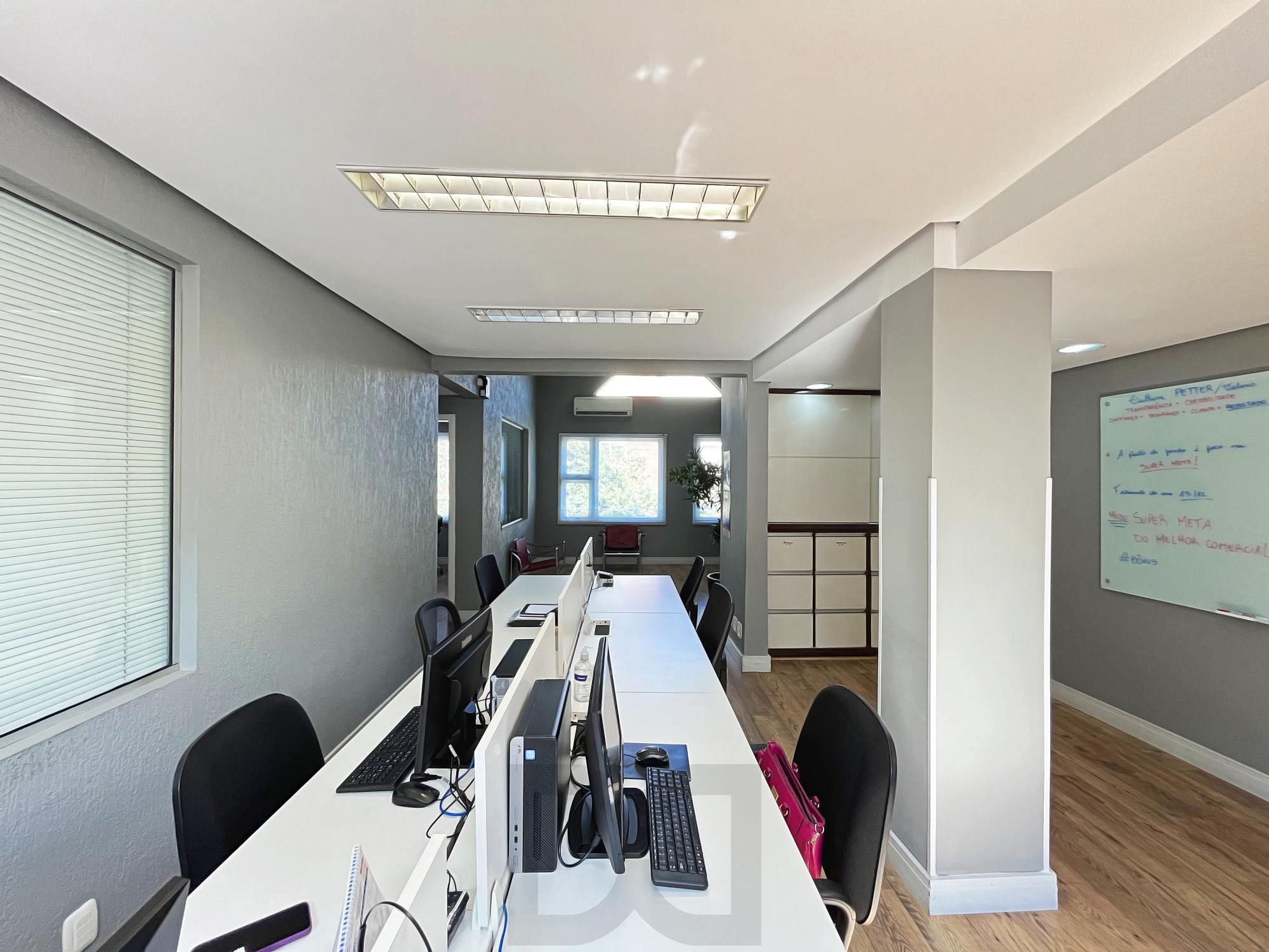 Excelente Casa comercial para comprar com 250m² na Avenida Palmeira — foto 23