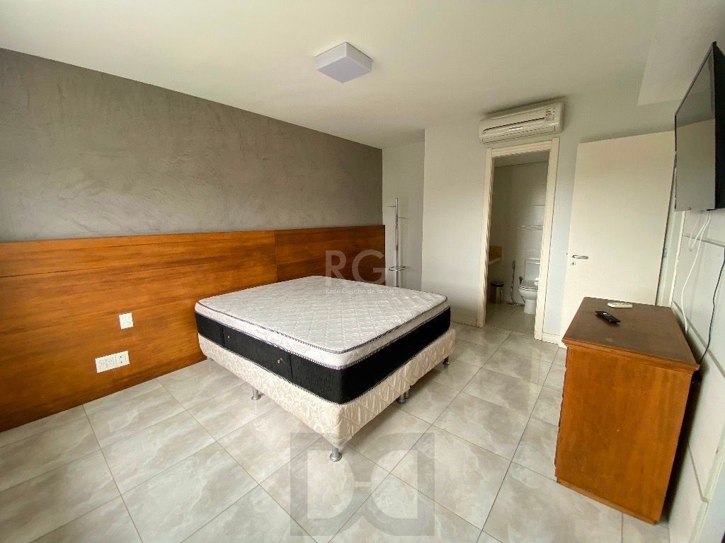 Apartamento Para Comprar no Karpathos com 2 Dormitórios transformado em 1 suite com closet — foto 19