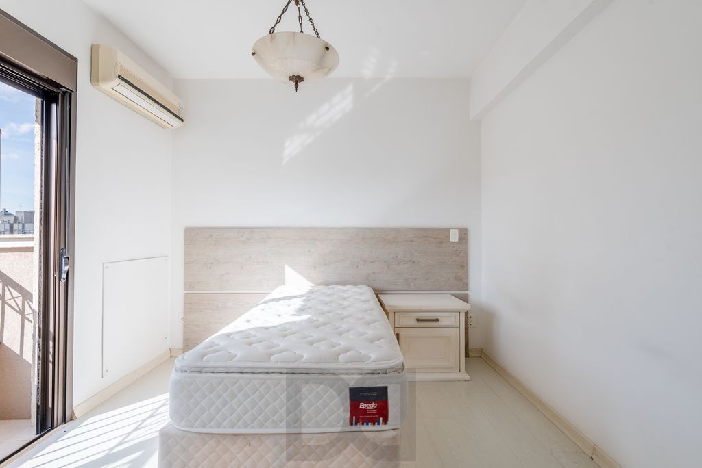 Apartamento espaçoso e confortável no bairro Mont Serrat — foto 9