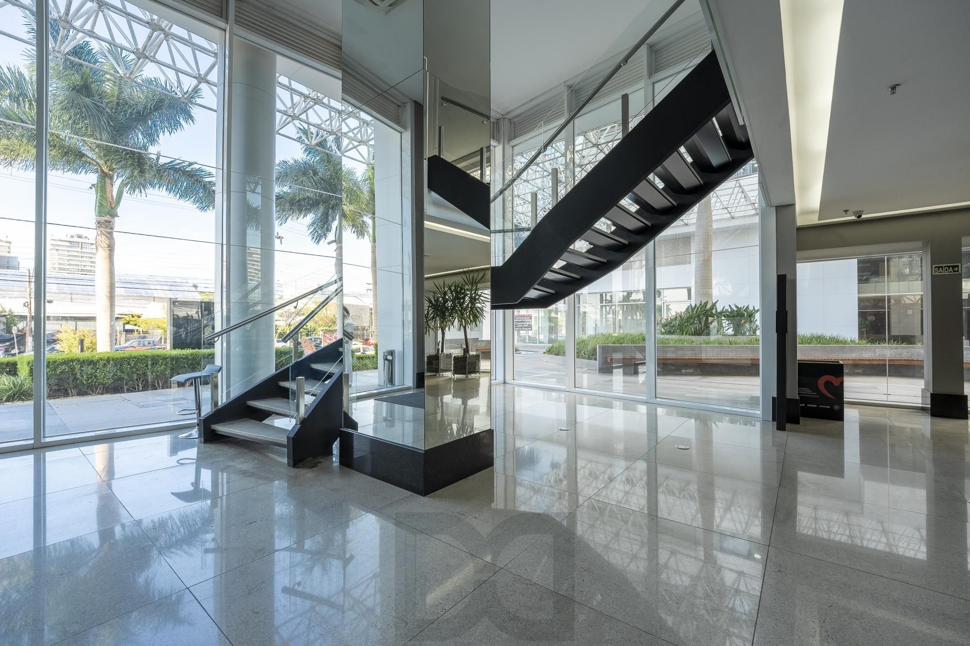 Sala comercial Nilo Peçanha 3245 — foto 17