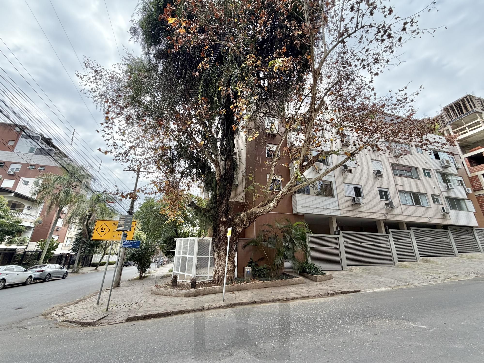 Excelente apartamento para comprar com 2 dormitórios no Bairro Mont' Serrat — foto 2