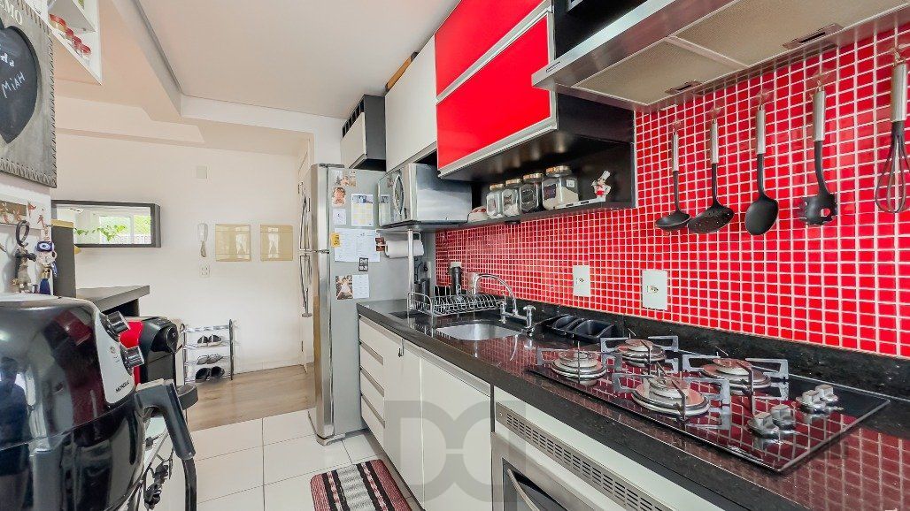 Apartamento a venda no bairro Passo da Areia com dois dormitórios. — foto 11