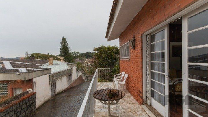 Casa, 1873 M² para Comprar com 4 Dormitórios e 6 Vagas Estacionamento — foto 18