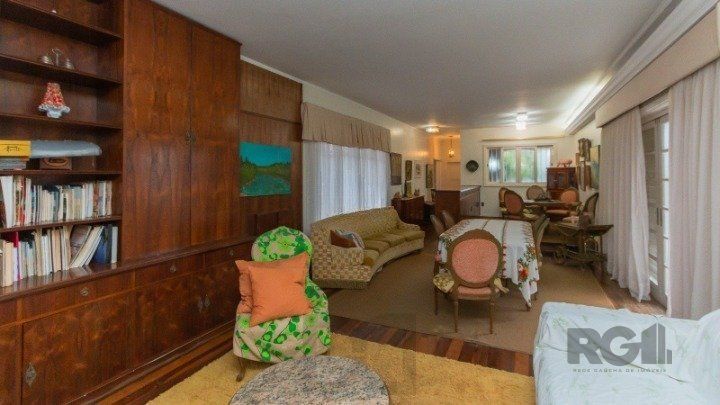 Casa, 1873 M² para Comprar com 4 Dormitórios e 6 Vagas Estacionamento — foto 13
