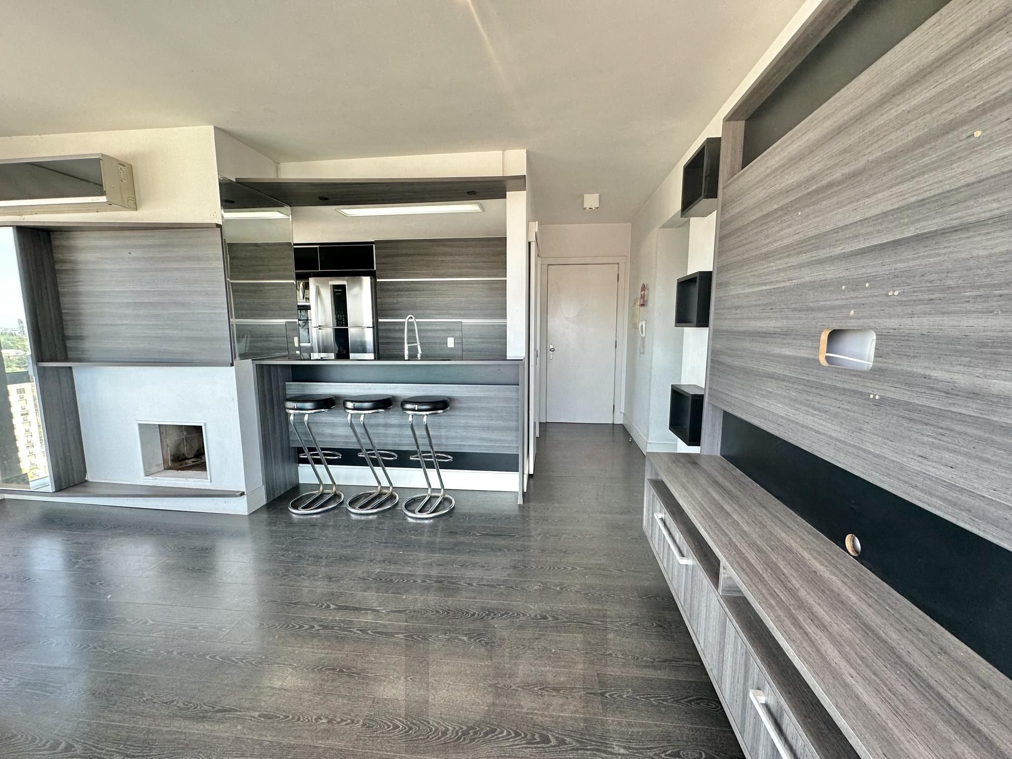 Apartamento 2 Dormitórios para comprar no Parigi Residence Bairro Três Figueiras — foto 7