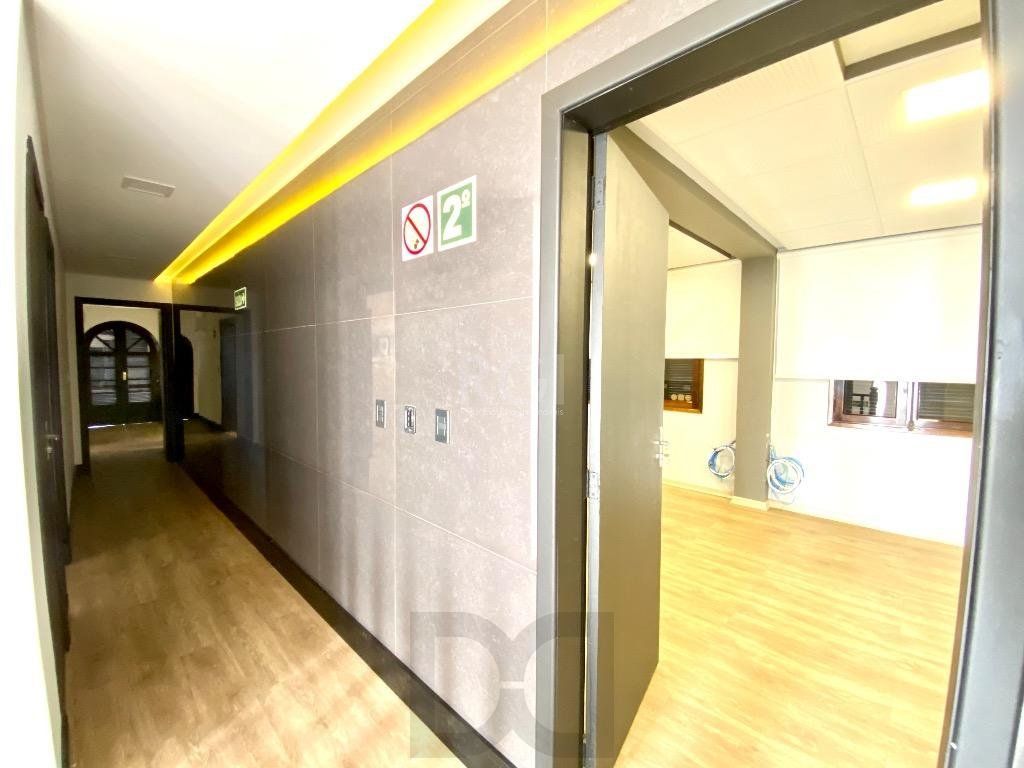 Excelente Casa Comercial Reformada Para comprar - Partenon - Porto Alegre/RS — foto 13