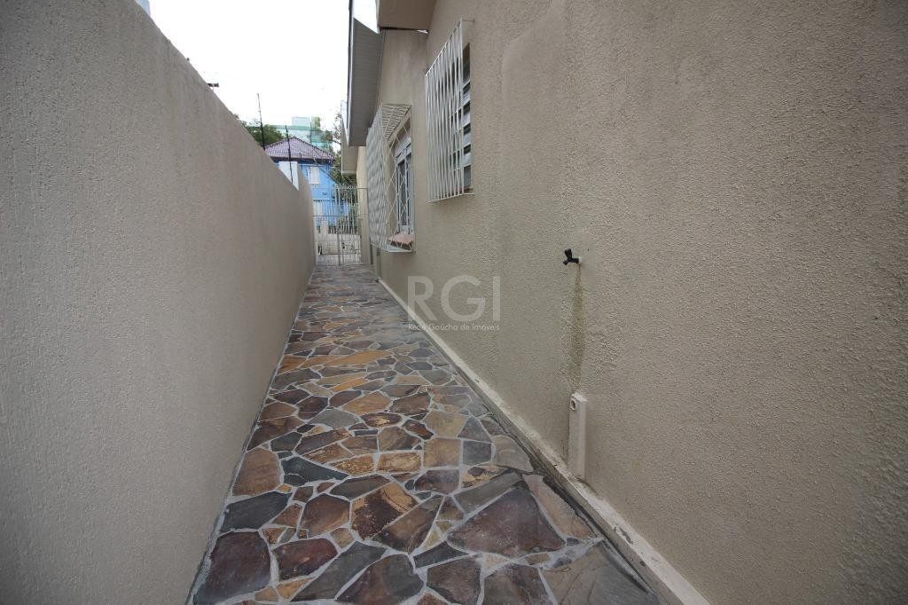 Casa com 3 Dormitórios Para comprar 250 m² - Petrópolis - Porto Alegre/R — foto 24