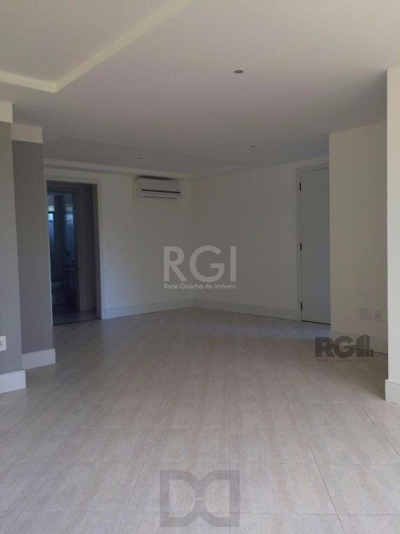 Vende prédio com 3 apartamentos, 9 dormitórios, 3 suíte, 3 salas amplas com churrasqueira, box 8 vaga coberta, 479 m² por R$ 2.150.000,00- São João - Porto Alegre/RS — foto 100