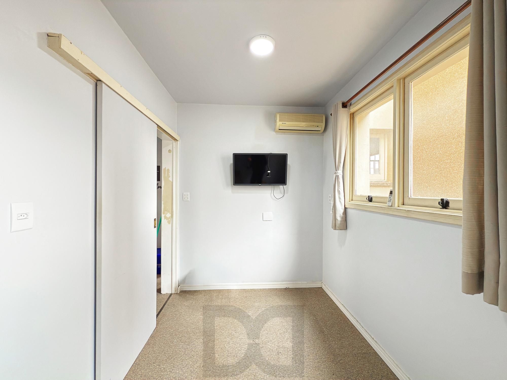 Excelente apartamento a venda com 3 dormitórios no bairro Higienópolis. — foto 17