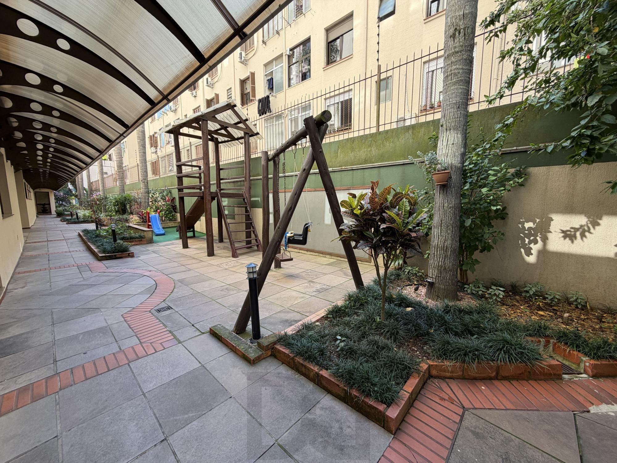 Excelente Apartamento para Comprar 2 dormitórios na Rua da República — foto 35