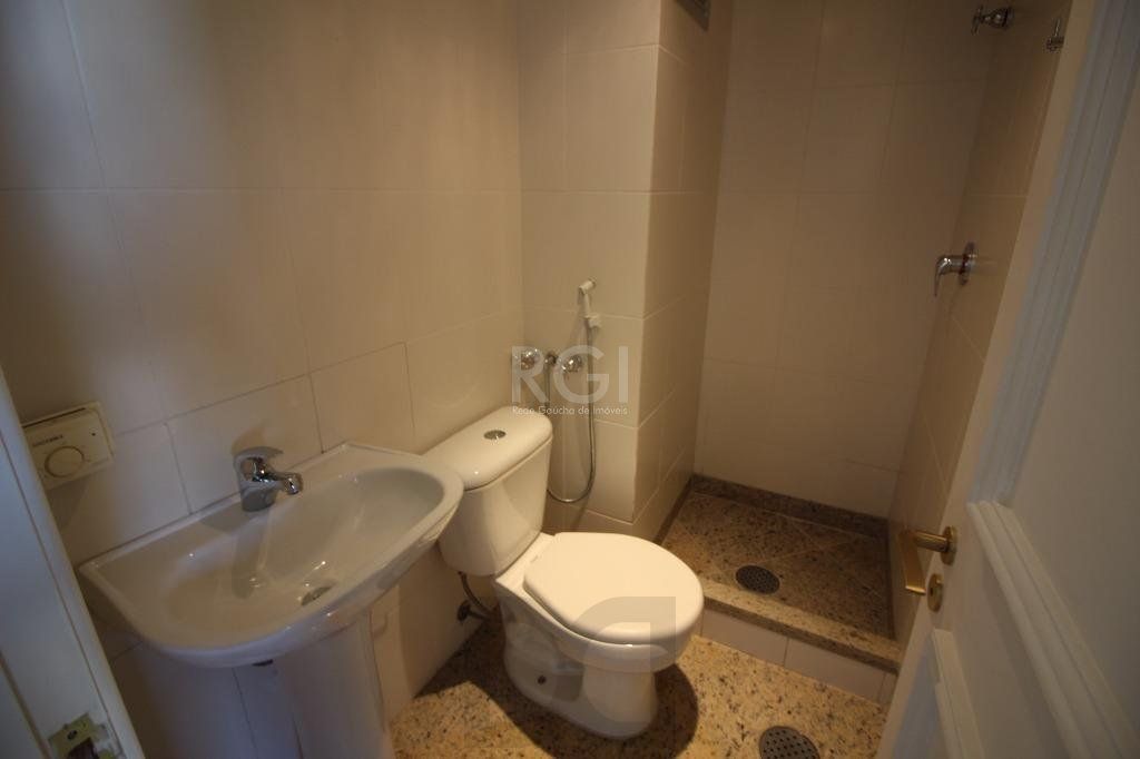 Linda Cobertura com 3 dormitórios para Comprar com 331 m² - Bela Vista - Porto Alegre/RS — foto 48