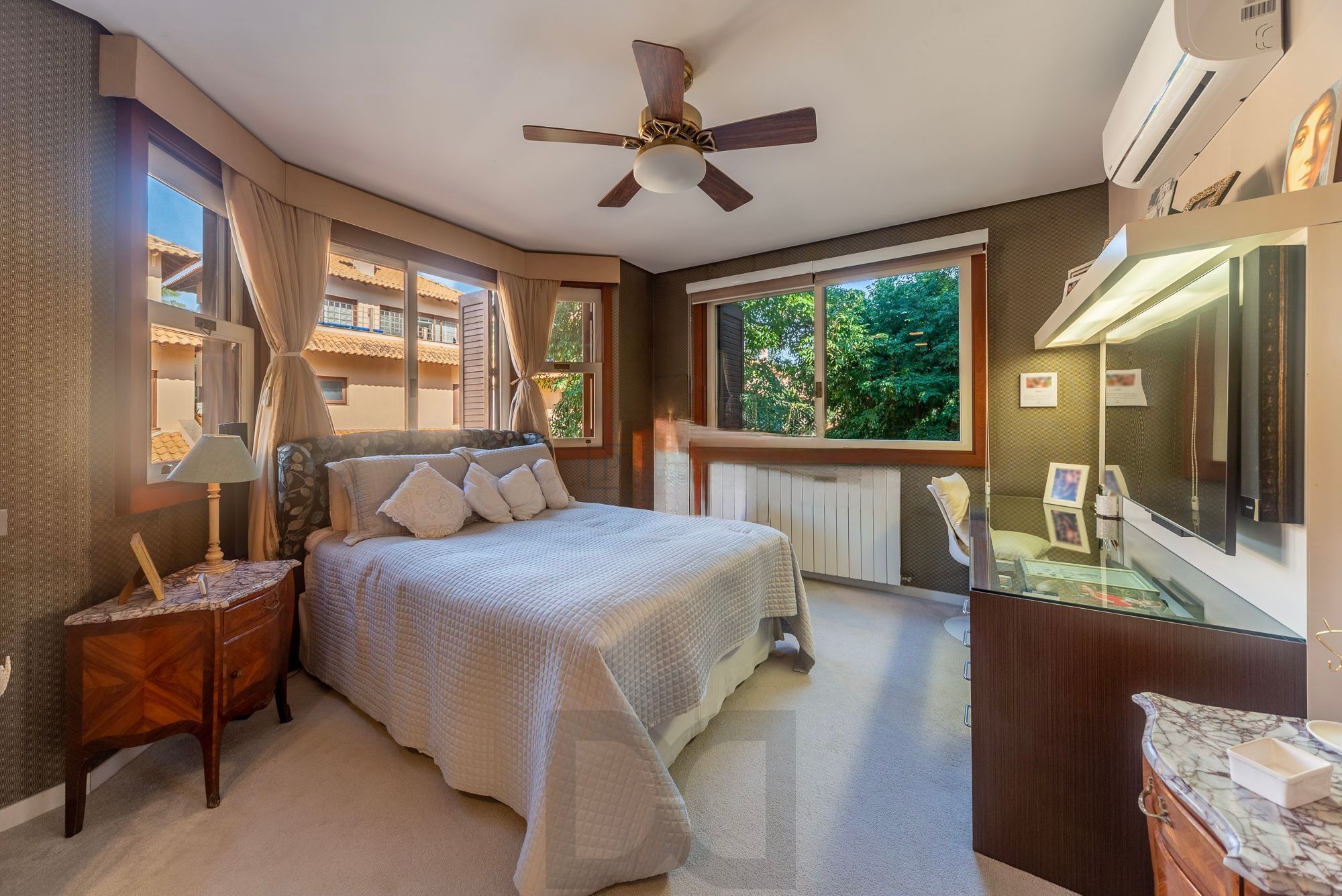 Excelente casa a venda em condomínio com 4 dormitórios no bairro Tristeza. — foto 16