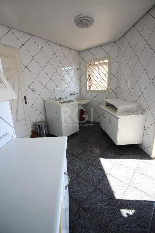 Casa para comprar com 4 dormitórios, 330m² - Chácara das Pedras - Porto Alegre — foto 26