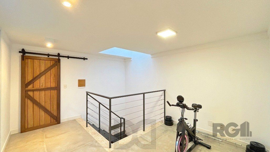 Ótima Casa a venda no bairro Espírito Santo com 3 suítes mobiliada — foto 43
