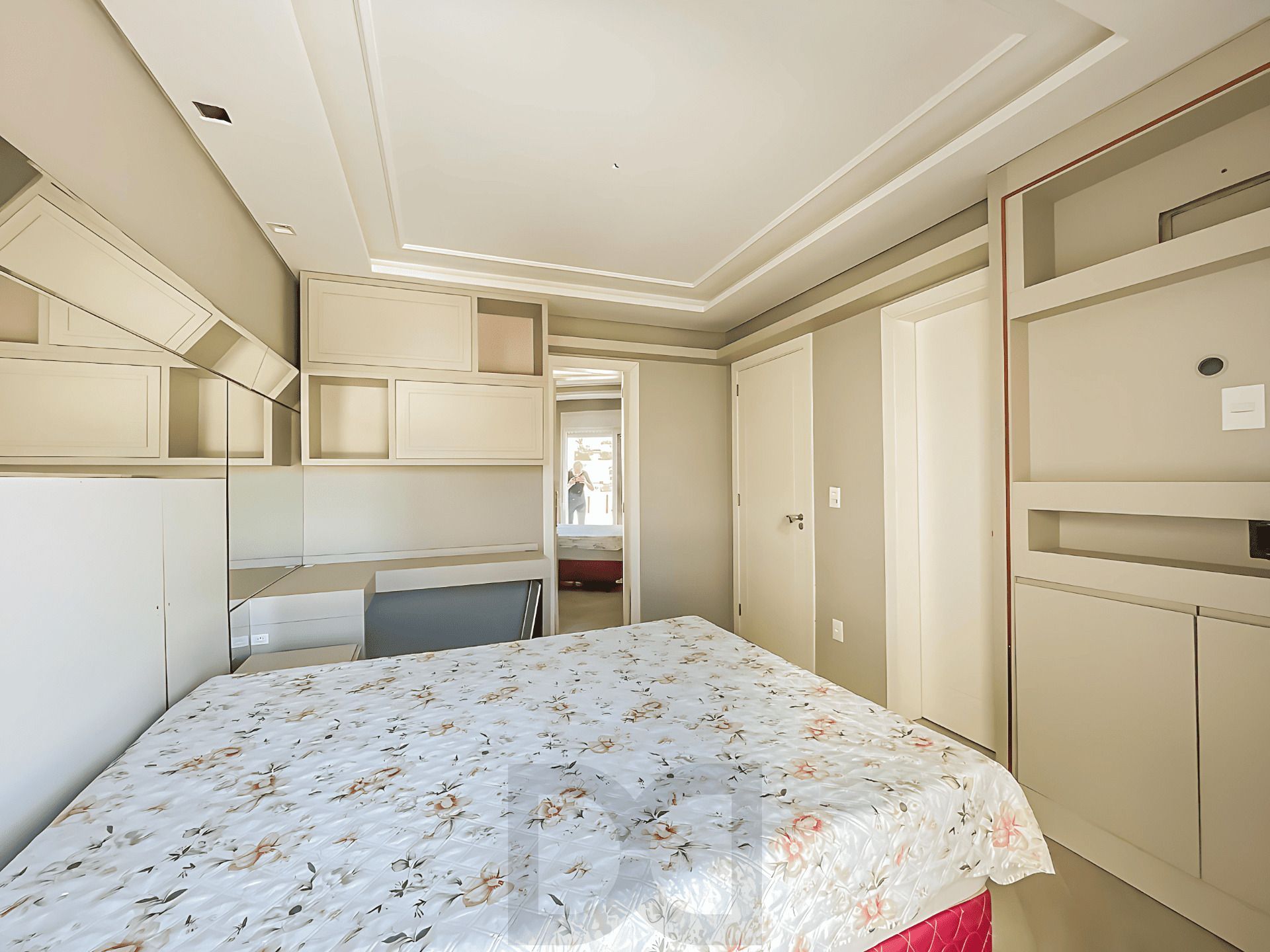 Casa Reformada com Piscina, 370m², 2 Suítes com Closet no Três Figueiras – POA — foto 30