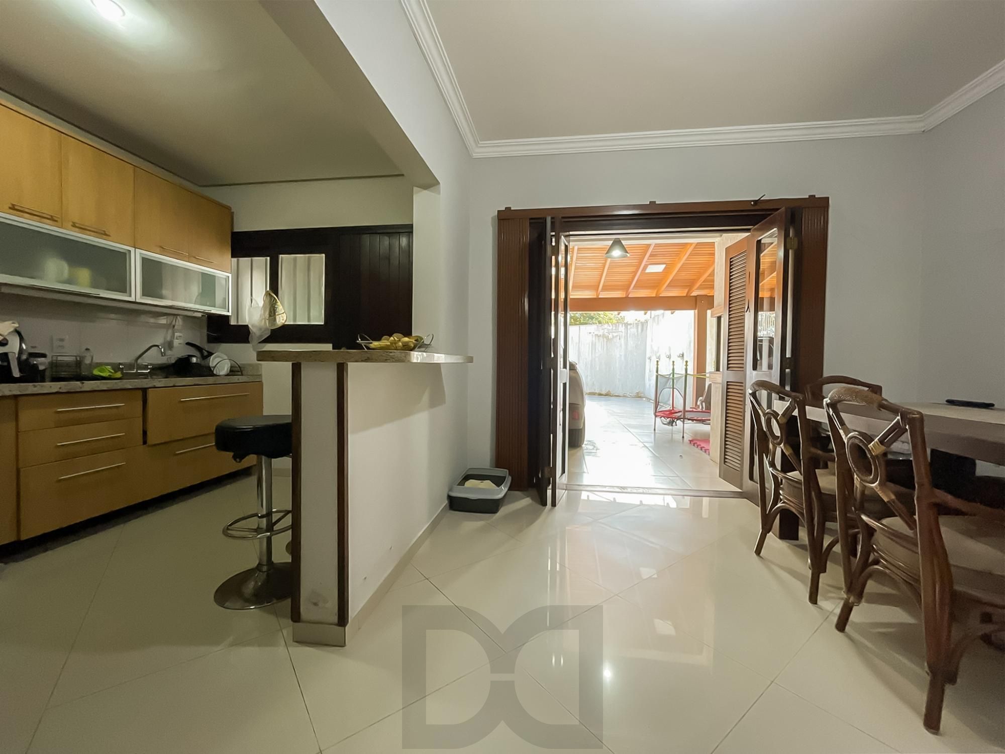 Excelente casa a venda com 3 dormitórios no bairro Tristeza em Porto Alegre. — foto 17