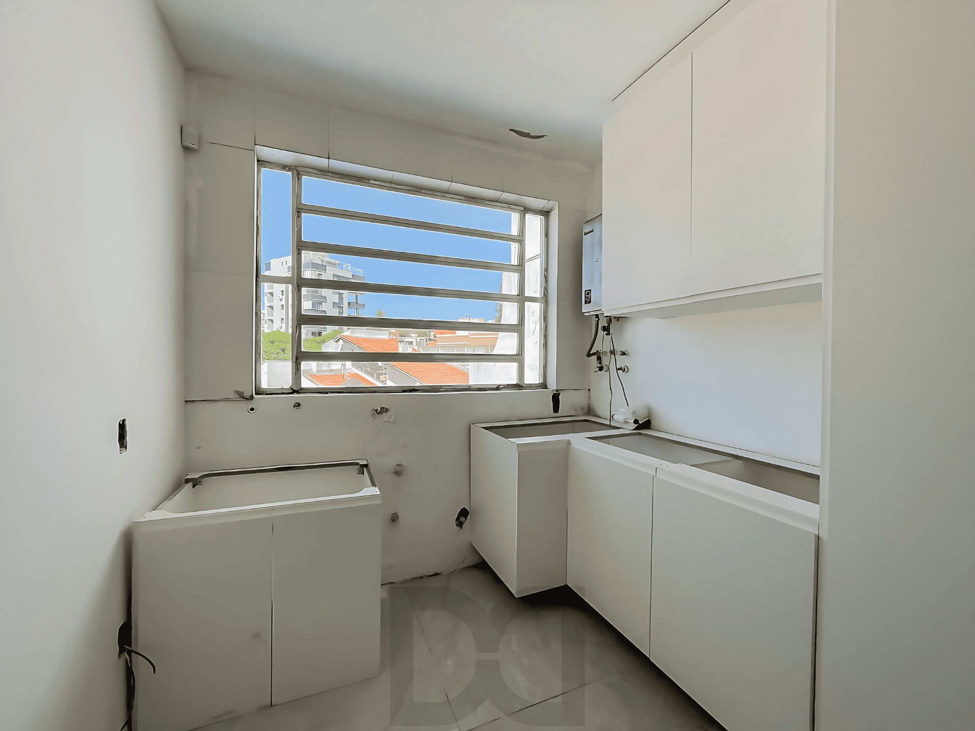 Casa Reformada com Piscina, 370m², 2 Suítes com Closet no Três Figueiras – POA — foto 13