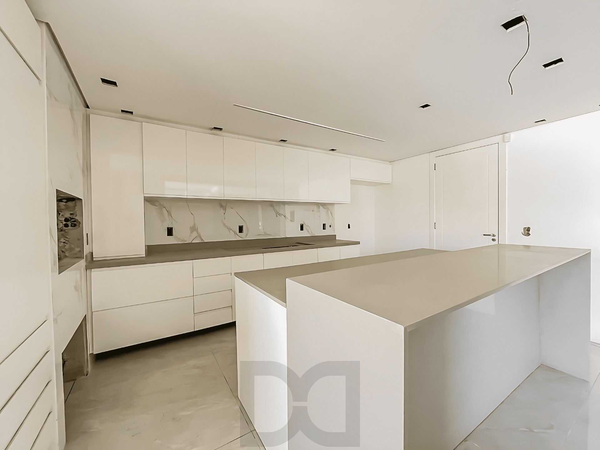 Casa Reformada com Piscina, 370m², 2 Suítes com Closet no Três Figueiras – POA — foto 11