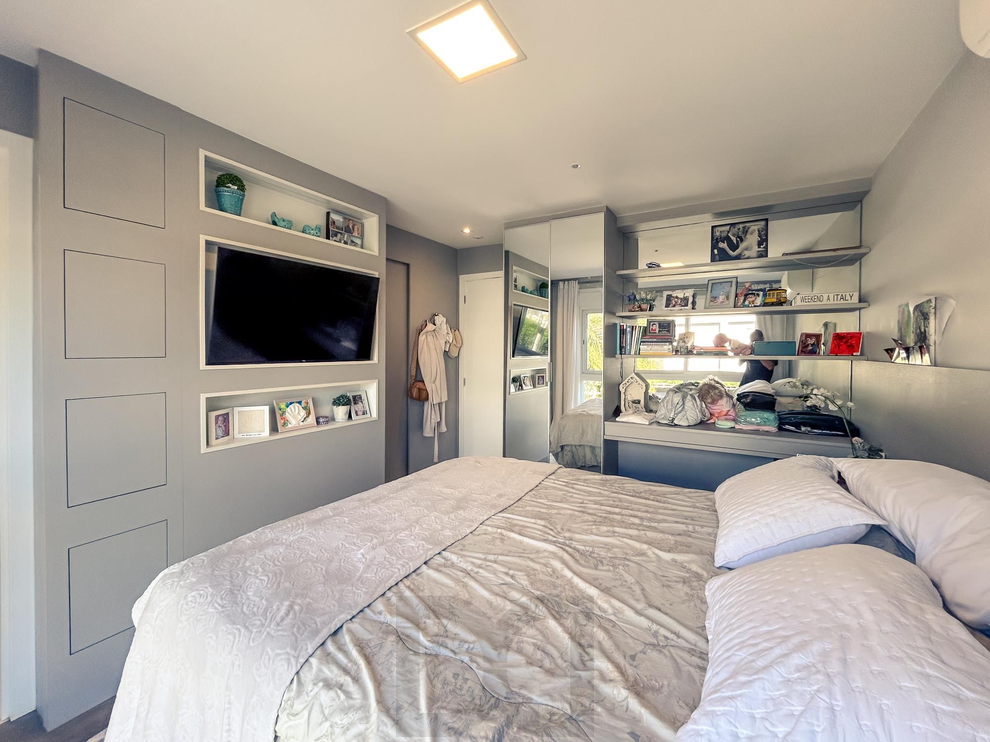 Excelente casa a venda no Condomínio Euroville com 3 dormitórios semimobiliada. — foto 24